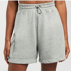 Nike NSW Swoosh Gray Sweat Shorts Women’s size Small Cargo